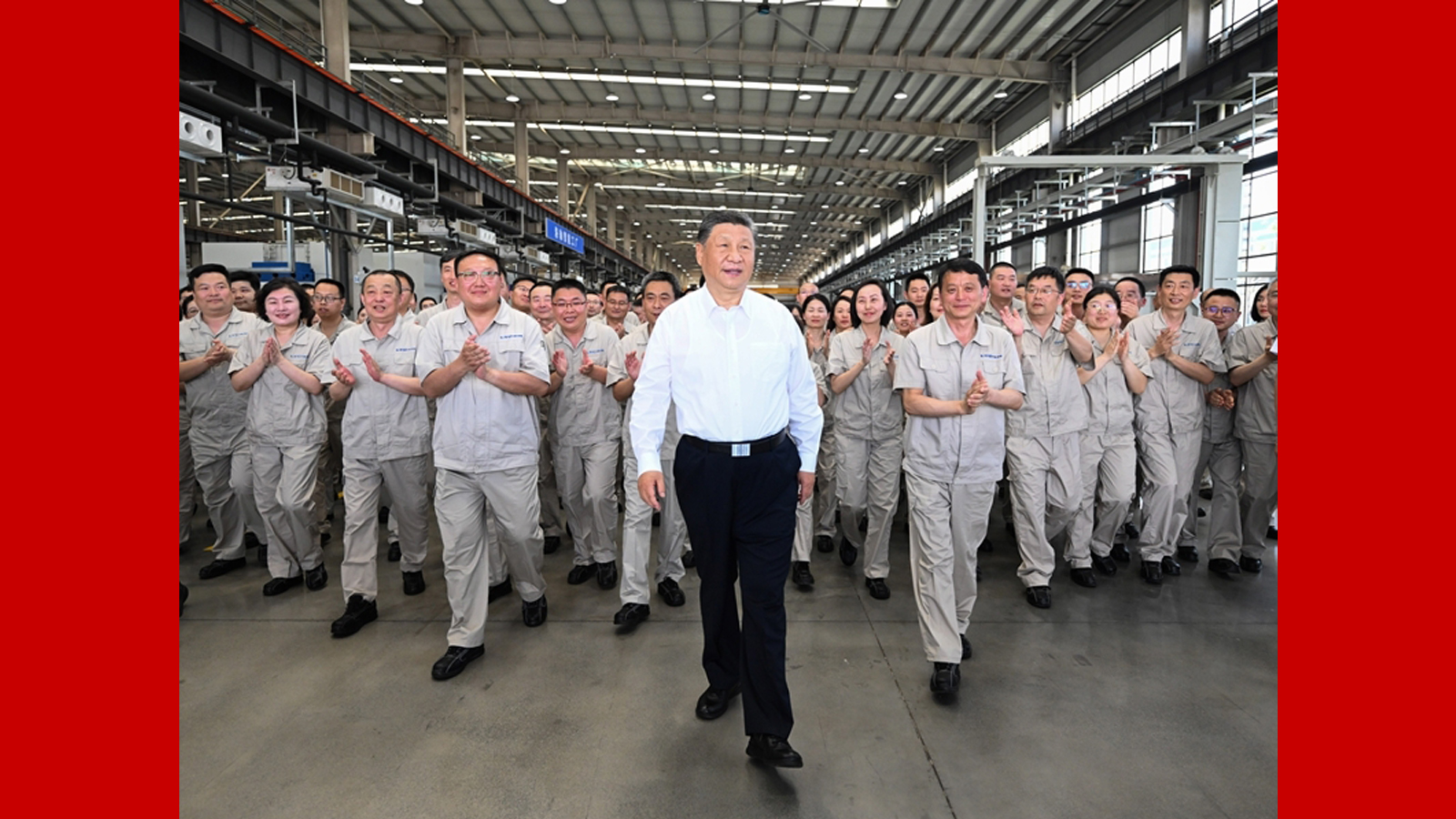 习近平：坚定信心推动高质量发展高效能治理 奋力谱写中原大地推进中国式现代化新篇章