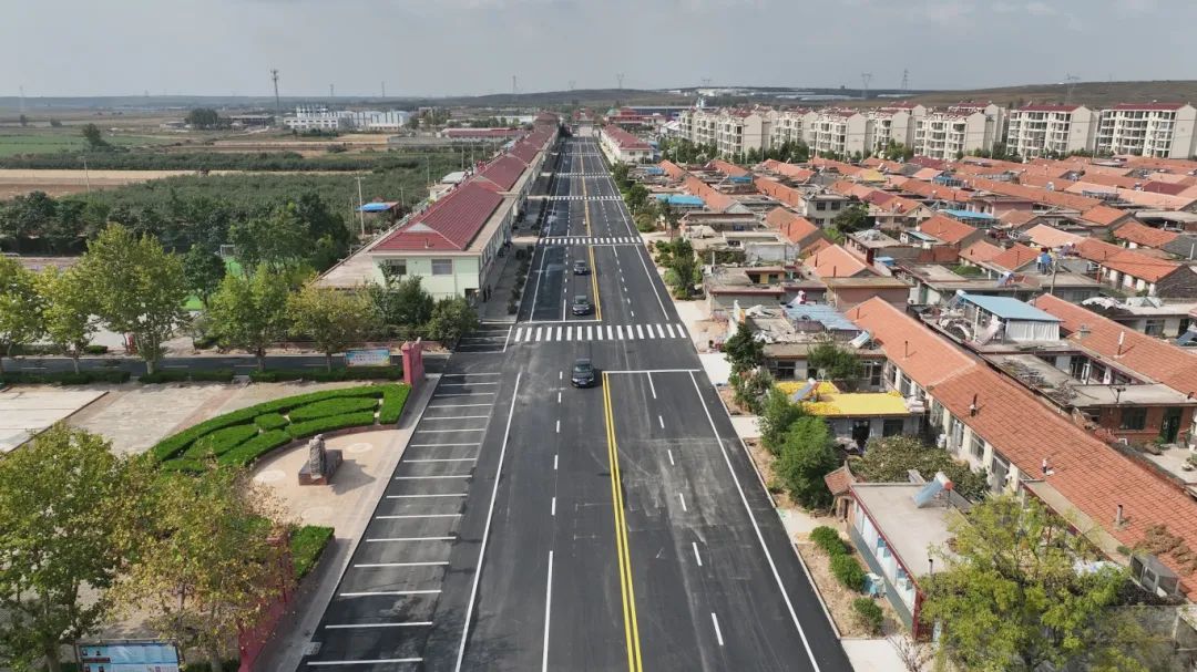 干净整洁的路面.jpg